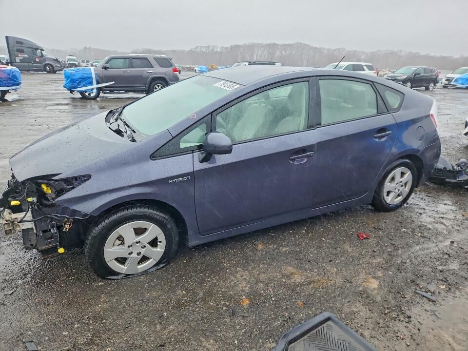2011 TOYOTA PRIUS