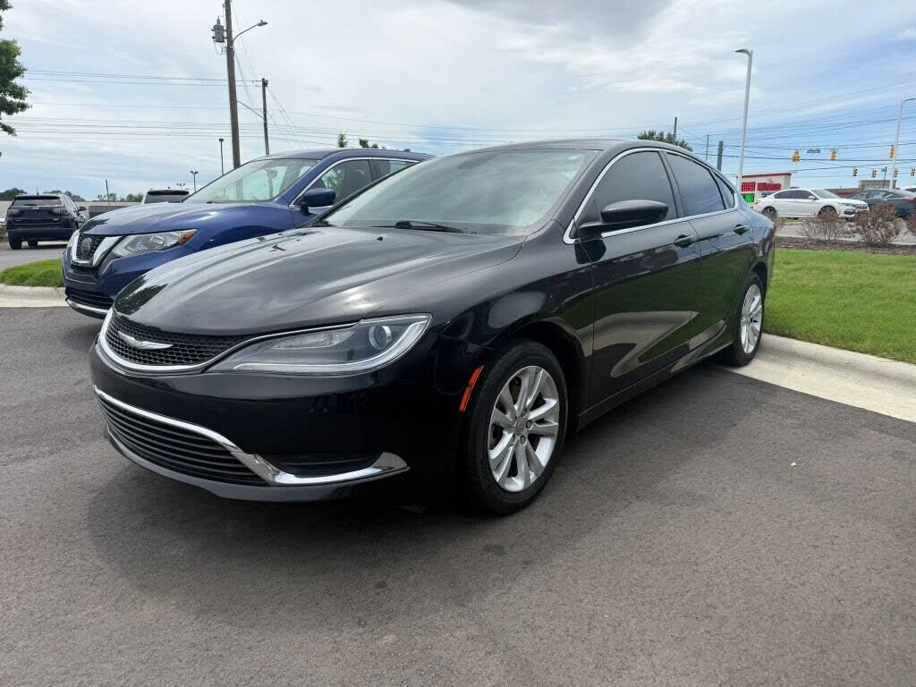 2017 CHRYSLER 200