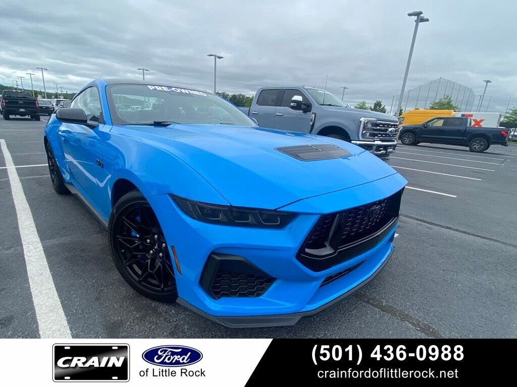 2024 FORD Mustang