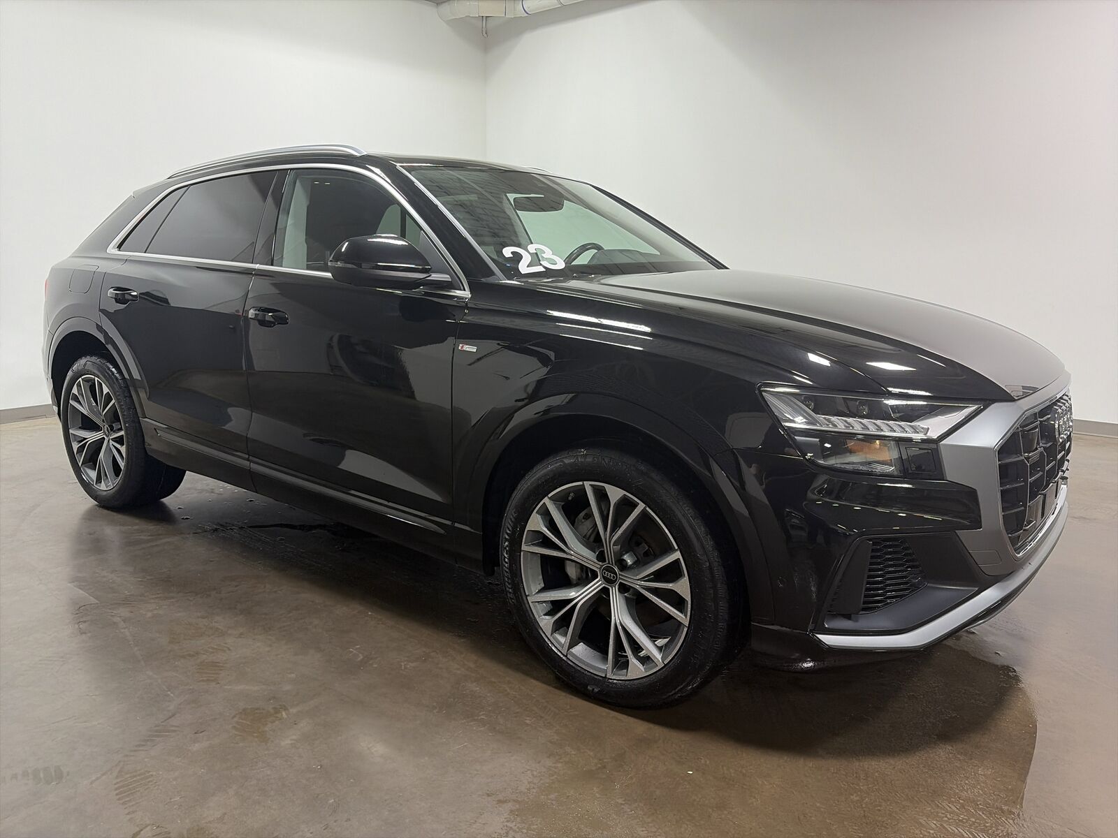 2023 Audi Q8