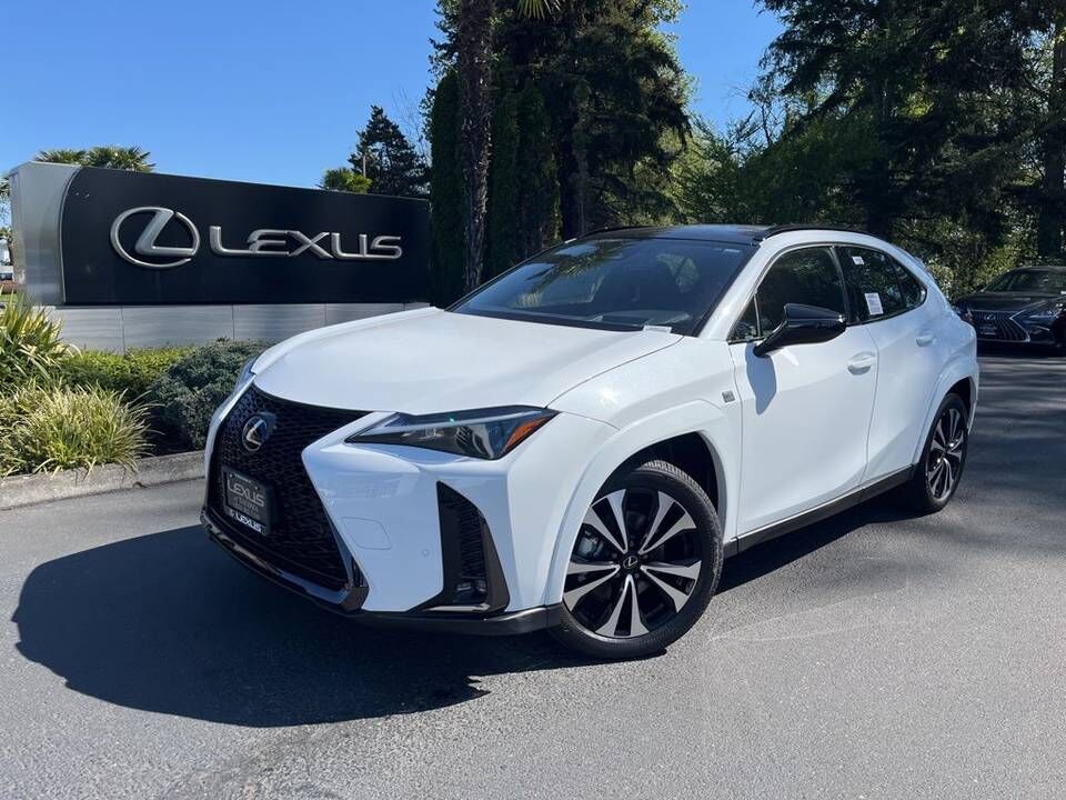 2026 LEXUS UX