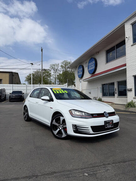 2015 VOLKSWAGEN GTI