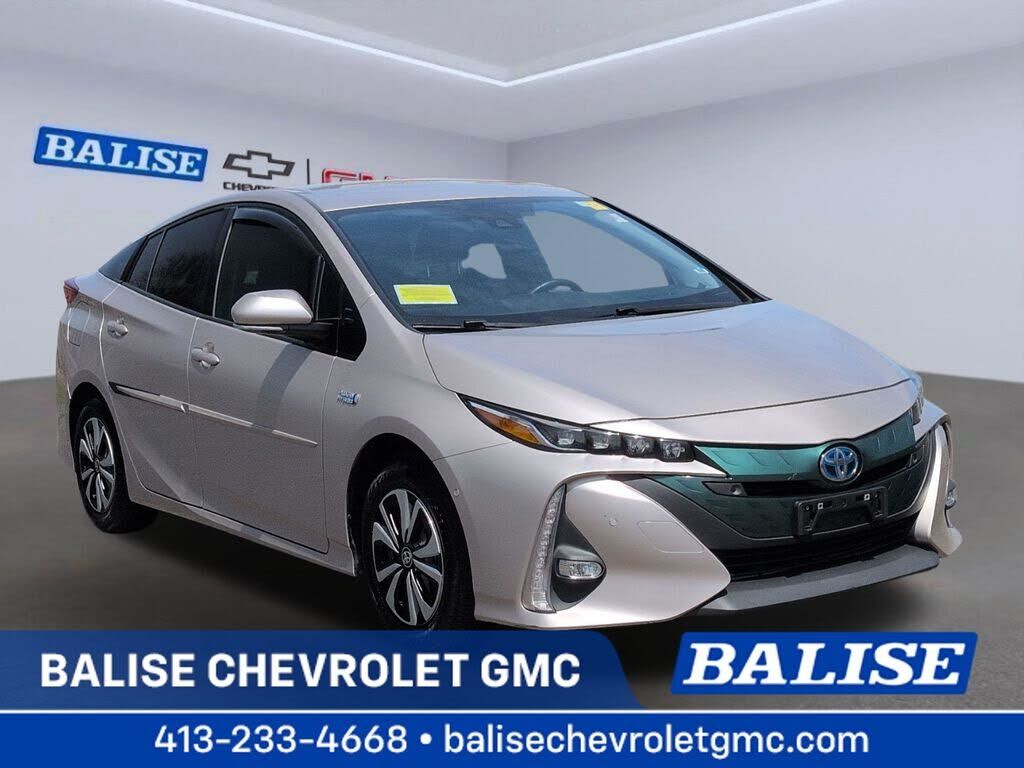 2017 TOYOTA Prius