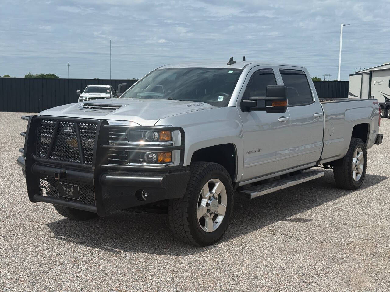 2018 CHEVROLET Silverado
