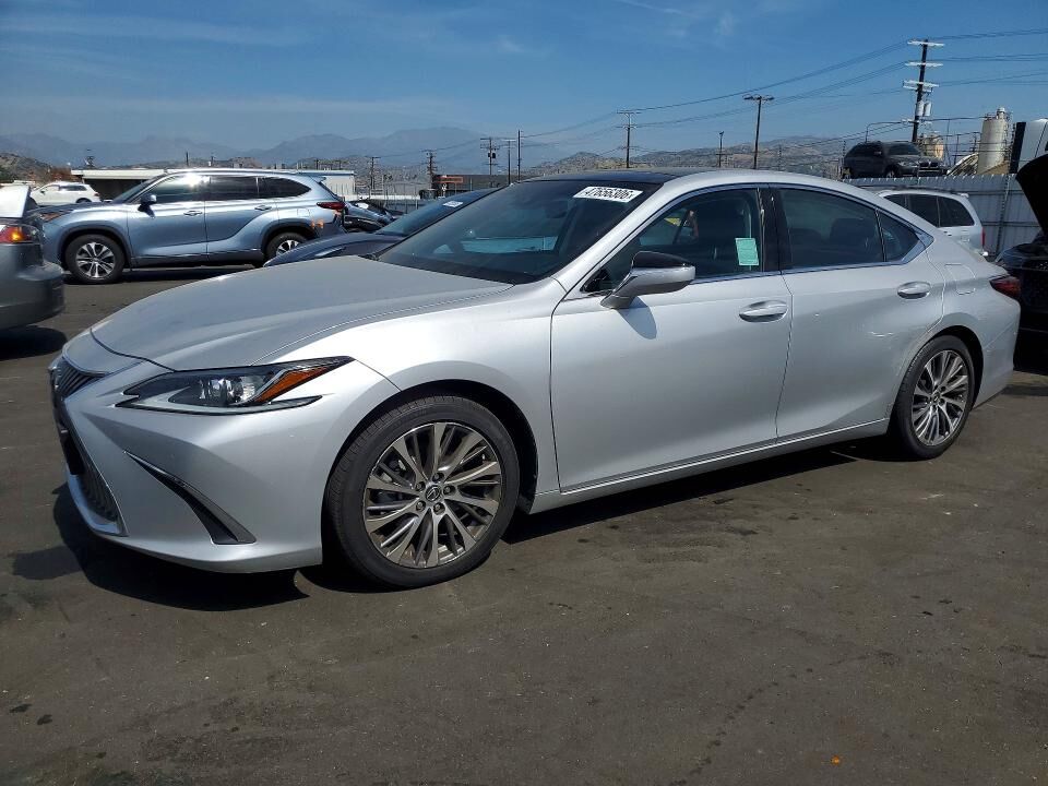 2020 LEXUS ES
