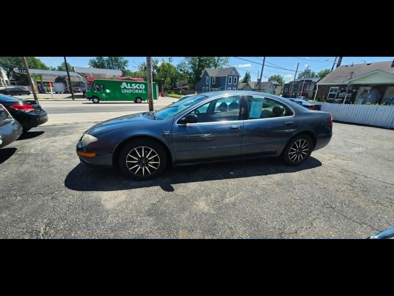 2002 CHRYSLER 300