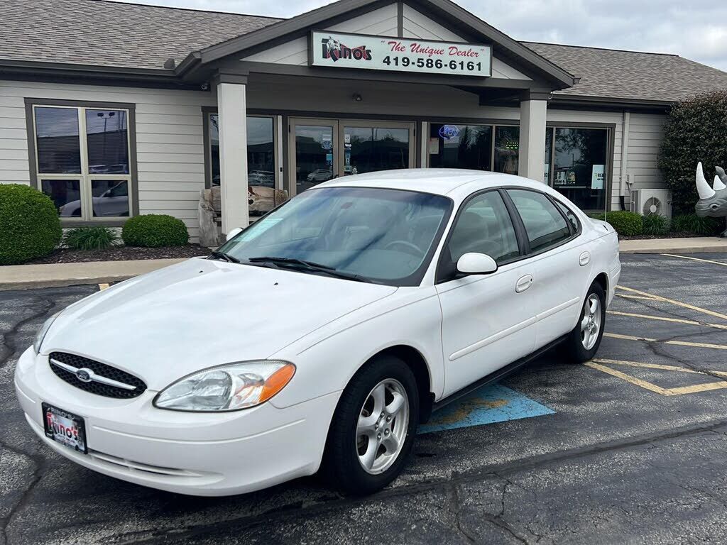 2002 FORD Taurus