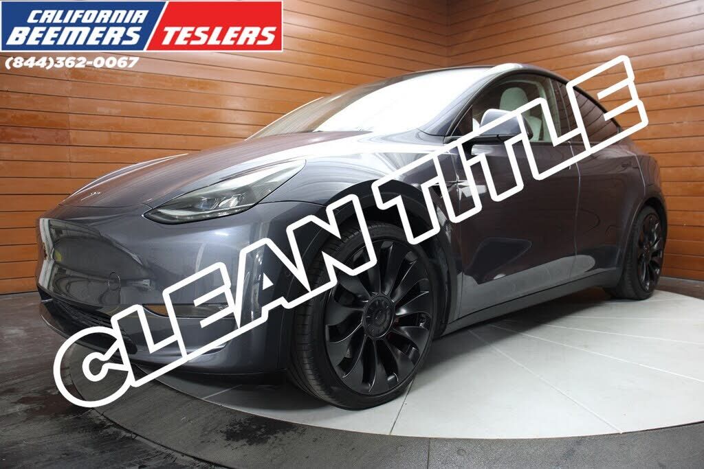 2022 TESLA Model Y