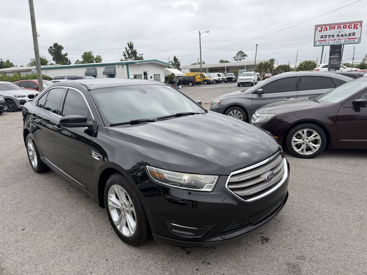 2016 FORD Taurus