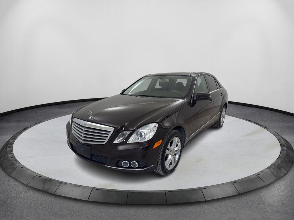 2010 MERCEDES-BENZ E-Class