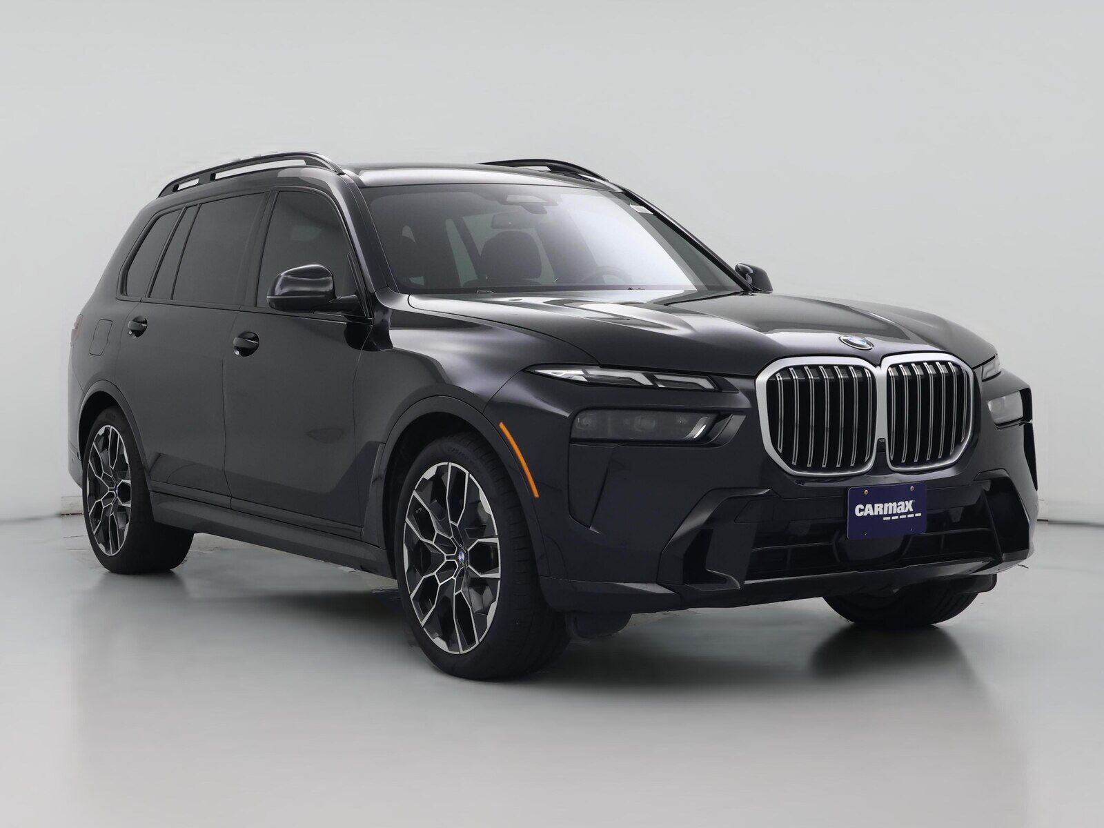 2023 BMW X7
