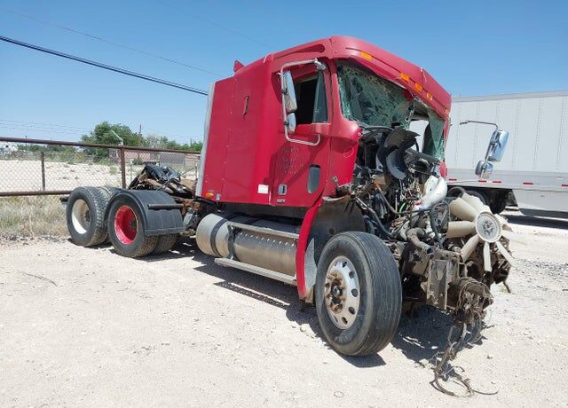 2004 FREIGHTLINER Columbia