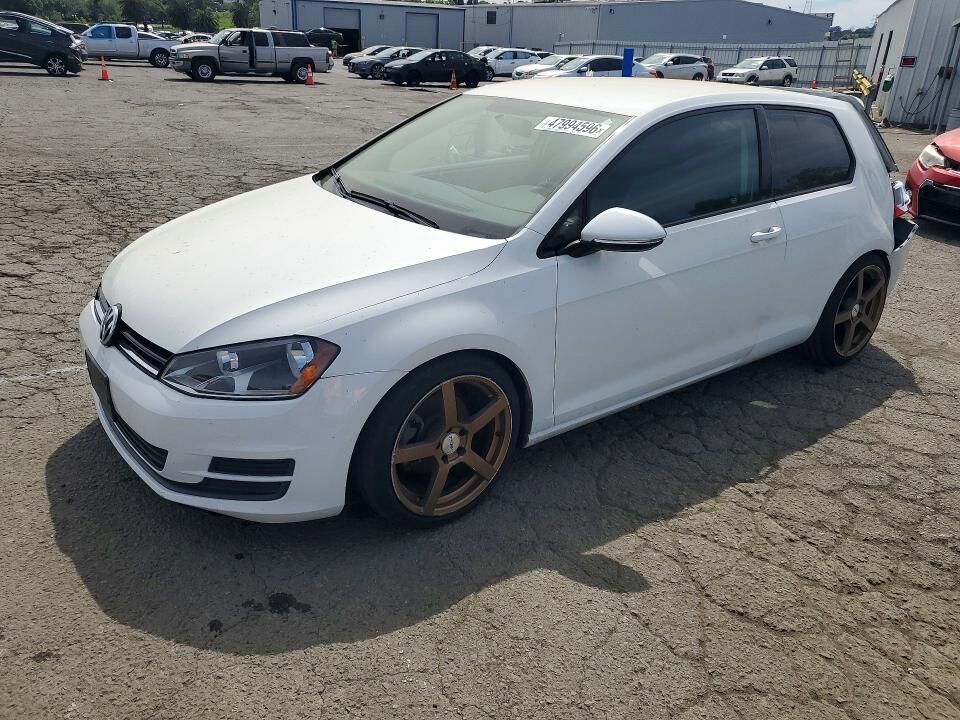 2015 VOLKSWAGEN Golf