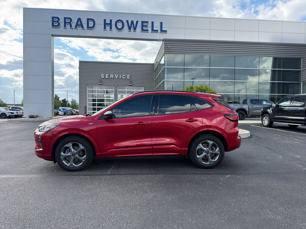 2023 FORD Escape