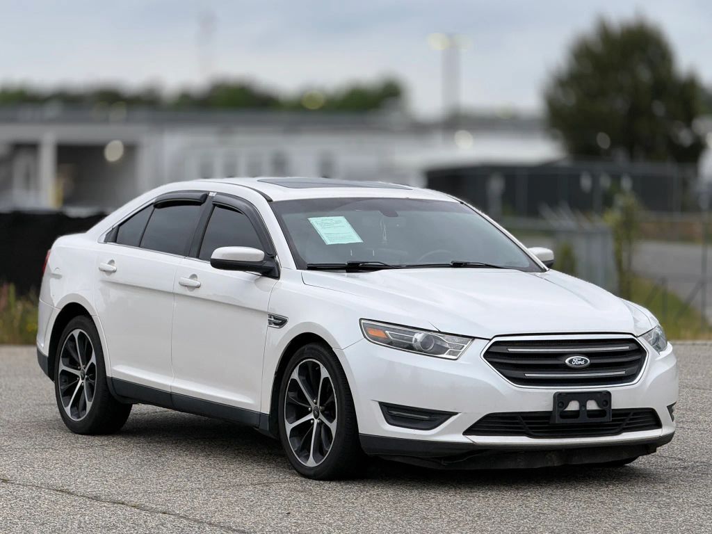 2014 FORD Taurus