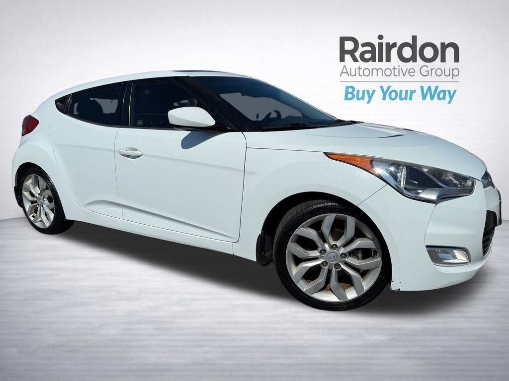 2013 HYUNDAI Veloster