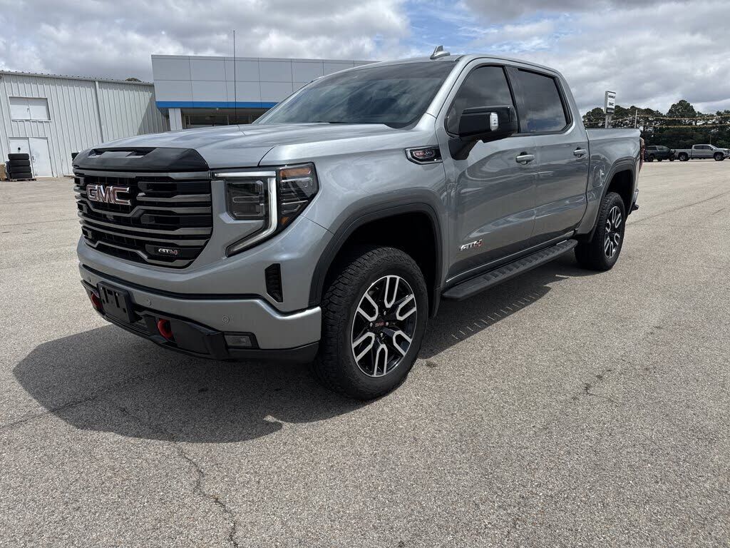 2025 GMC Sierra