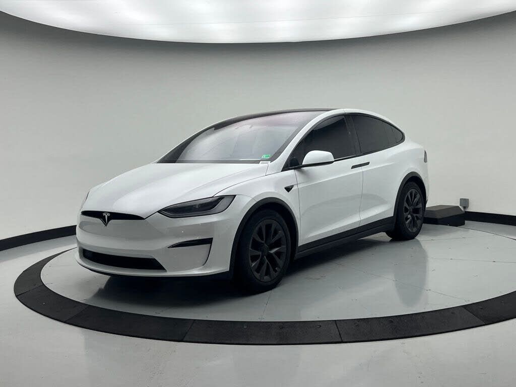 2024 TESLA Model X