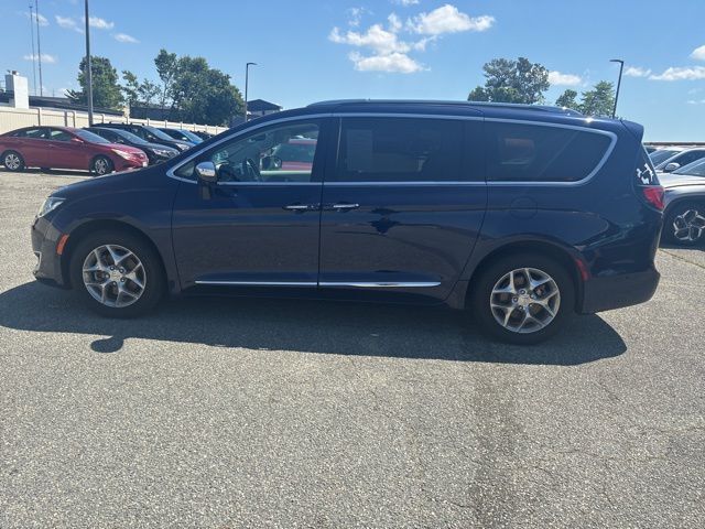 2017 CHRYSLER Pacifica