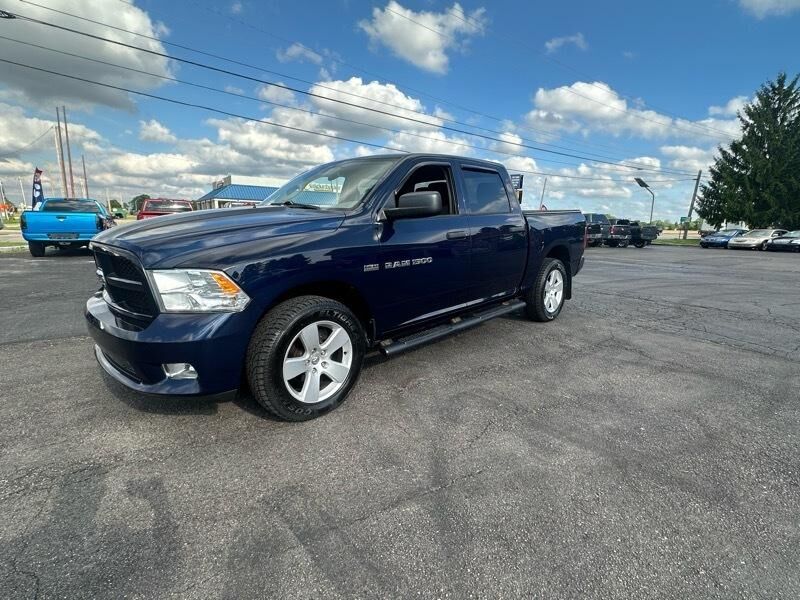 2012 DODGE Ram