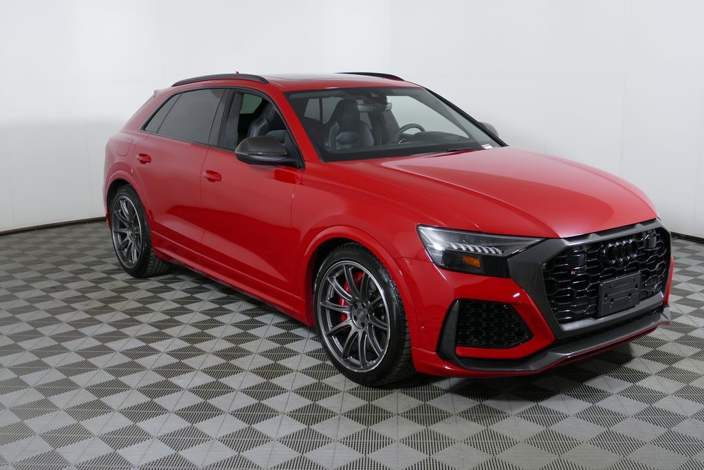 2022 AUDI RS Q8