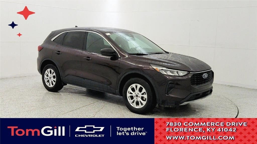 2023 FORD Escape