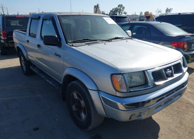 2000 NISSAN Frontier
