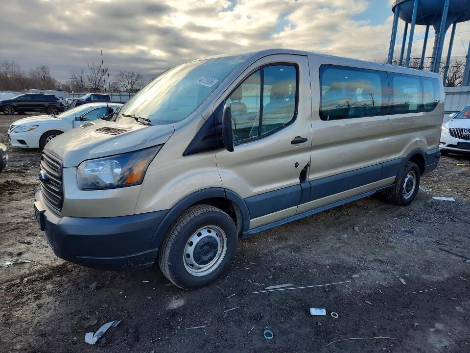 2015 FORD Transit