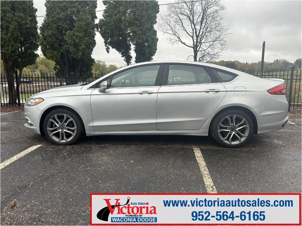 2017 FORD Fusion