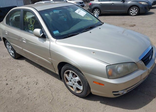 2005 HYUNDAI Elantra