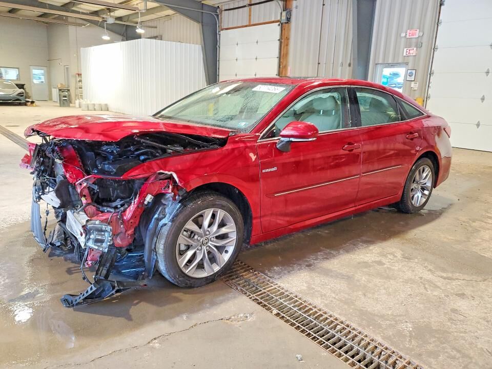 2021 TOYOTA Avalon