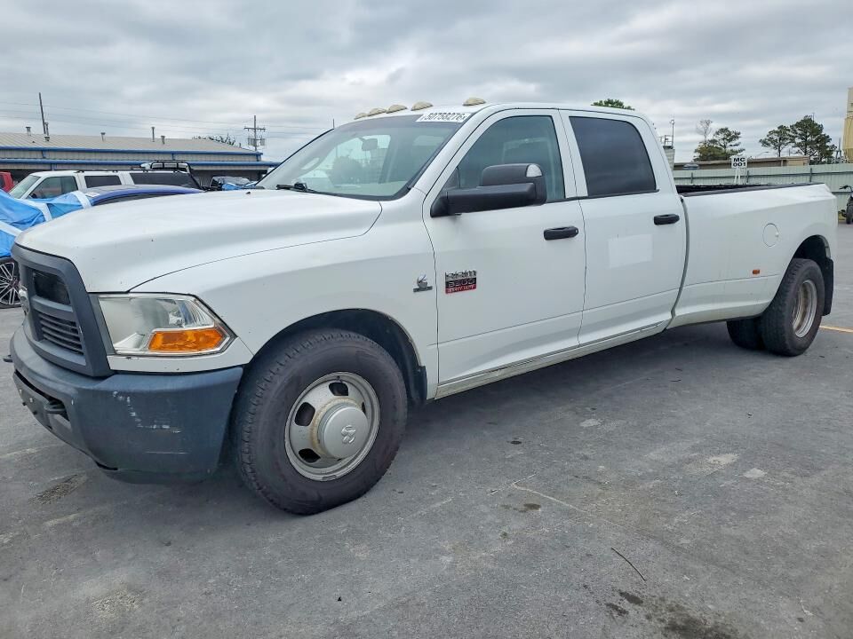 2012 DODGE Ram