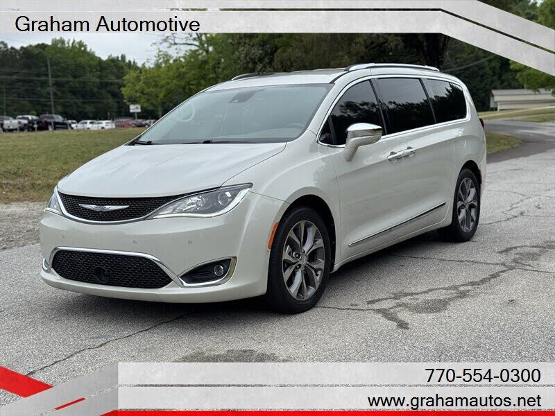 2017 CHRYSLER Pacifica