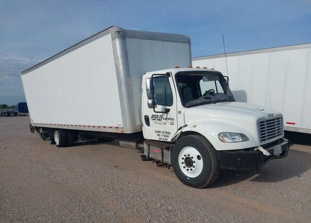 2017 FREIGHTLINER M2