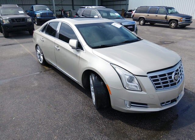 2013 CADILLAC XTS