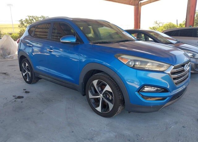 2016 HYUNDAI Tucson