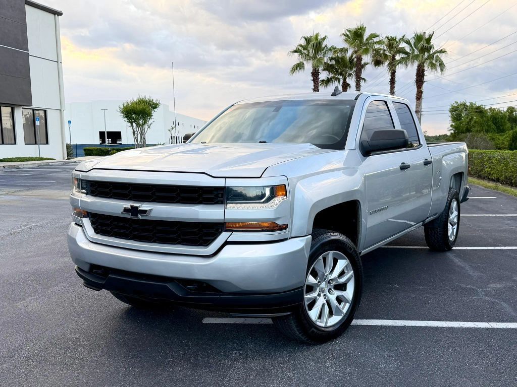 2018 CHEVROLET Silverado