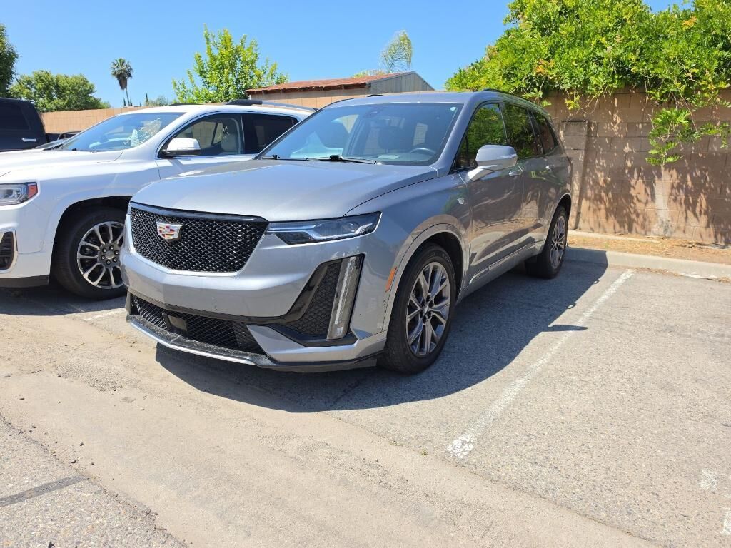 2020 CADILLAC XT6