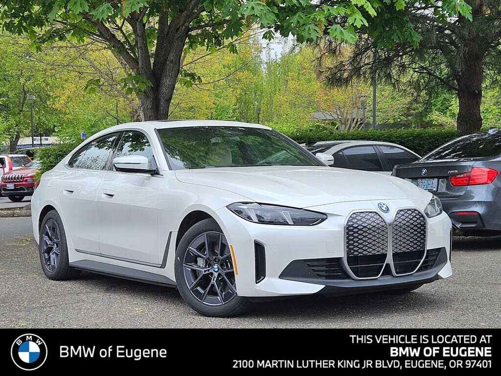 2025 BMW i4