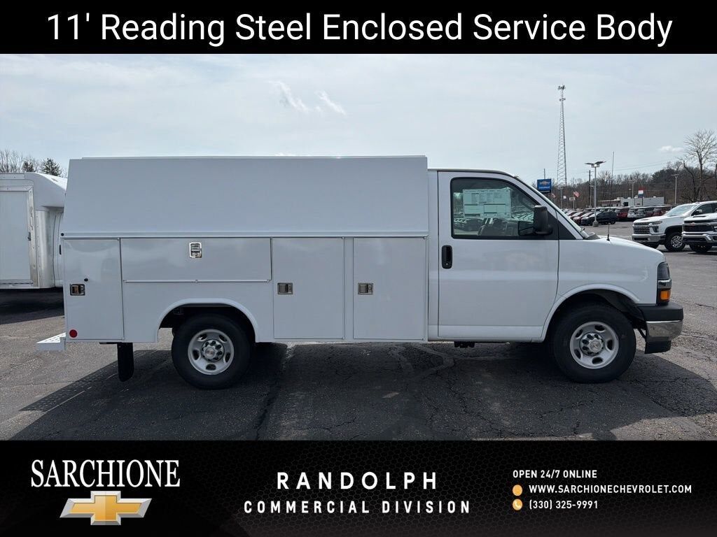 2025 CHEVROLET Express