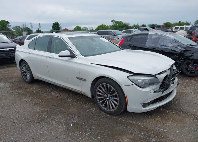 BMW 750i
