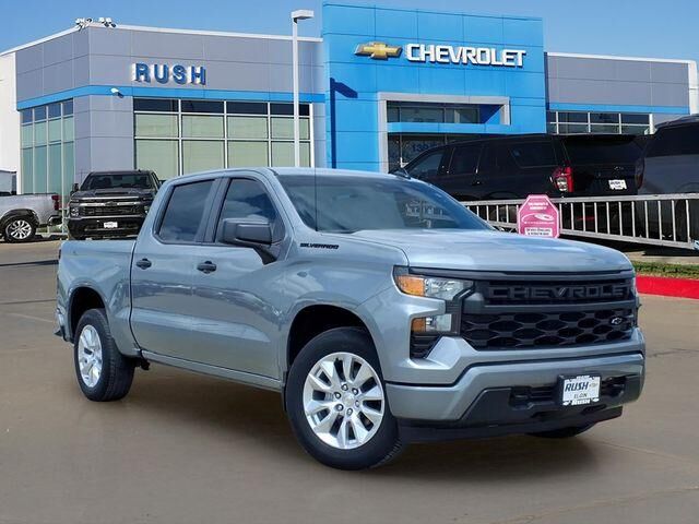 2024 CHEVROLET Silverado