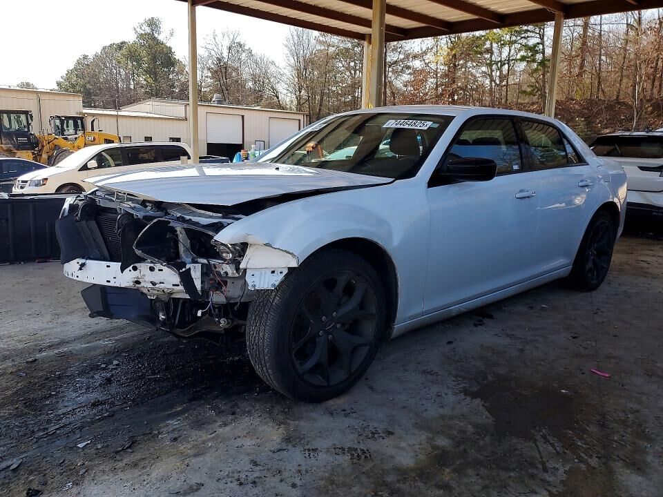 2022 CHRYSLER 300