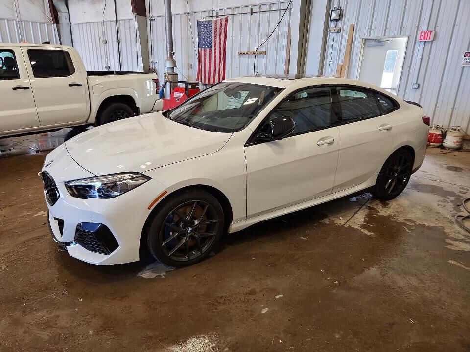 2023 BMW M2