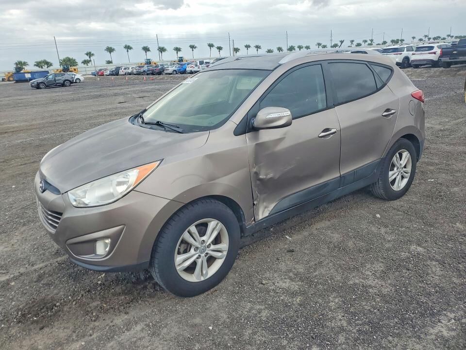 2013 HYUNDAI Tucson