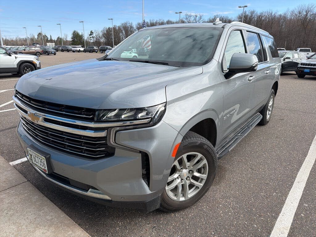 2023 CHEVROLET Suburban