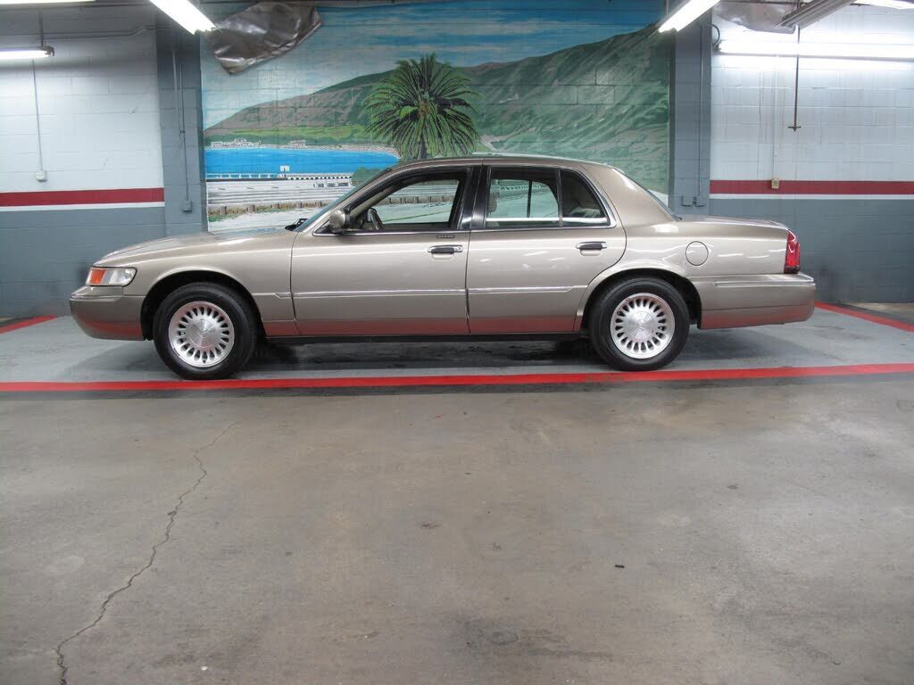 2001 MERCURY Grand Marquis