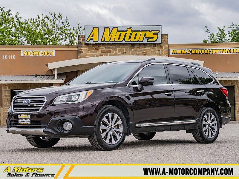 2017 SUBARU Outback