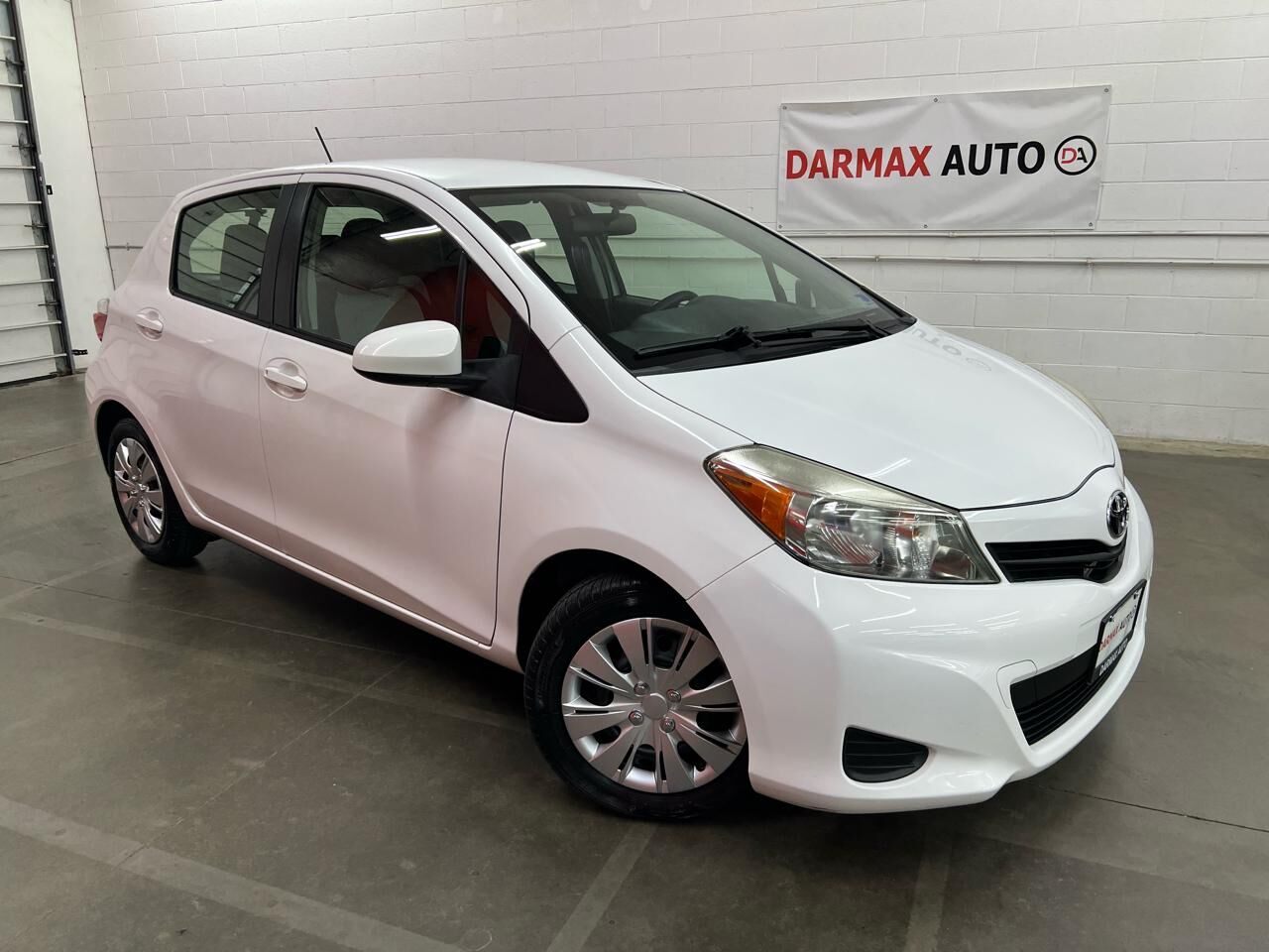2012 TOYOTA Yaris