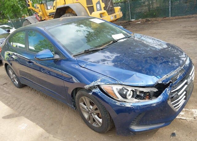 2017 HYUNDAI Elantra